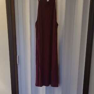Elegant Burgundy Sleeveless Dress